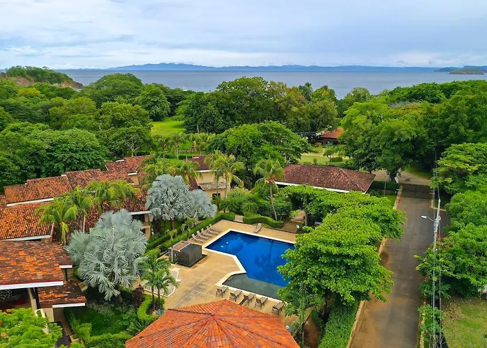 Las Colinas De Playas Del Coco